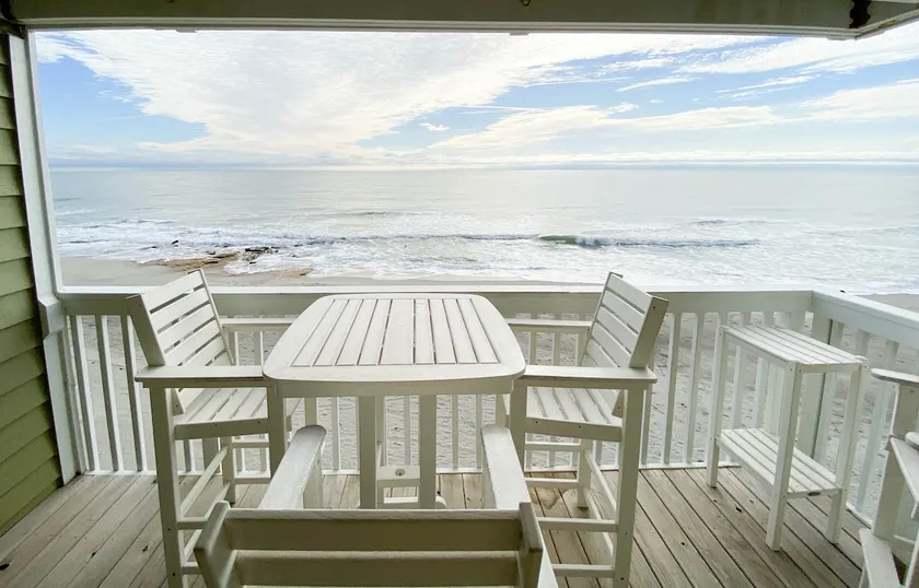 THE PEARL - New Oceanfront Condo - Image 1