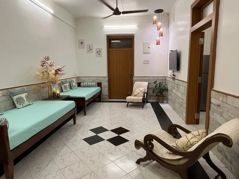 Cosy 1BHK in Dadar East 15 mins from Lower Parel! - Image 1