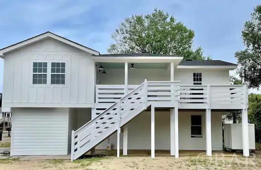 Cabin by the Sea - Image 1