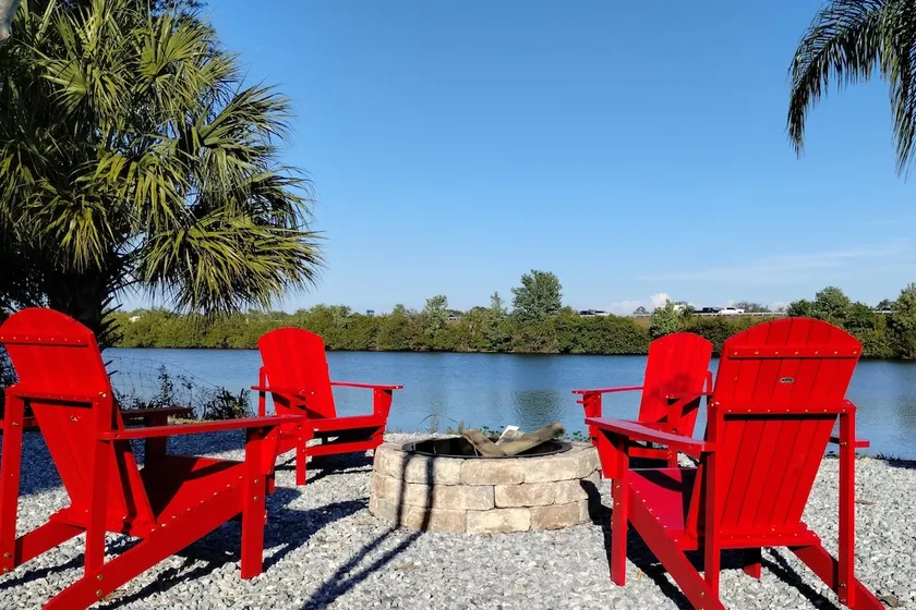 Welcome to Lakeview Oasis - Image 1