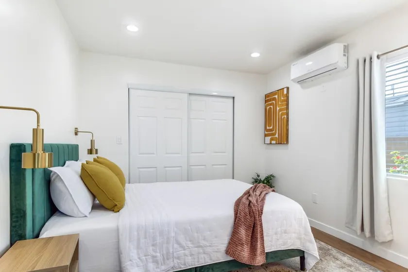 Cozy & Modern Casita Central to DTLA & Disneyland - Image 1