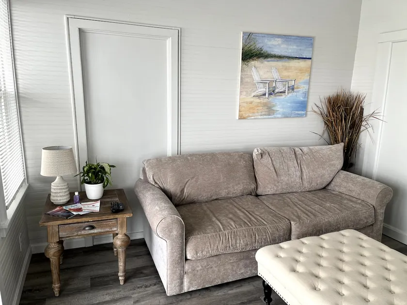 Cozy1BRw/parking-1 minwalk2beach - Image 1