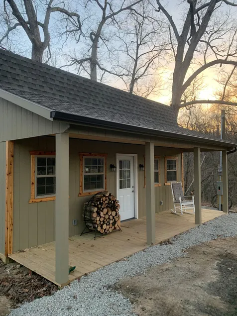 Tranquil creek view cabin - Image 1