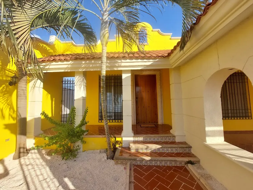 K'an Najo' (Yellow House) - Image 1