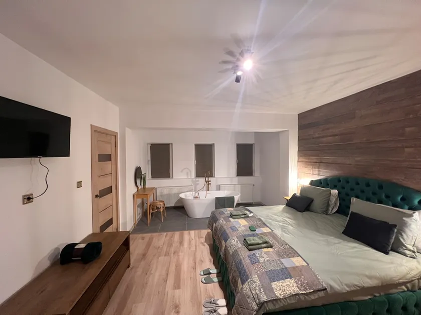 Green Home - Image 1