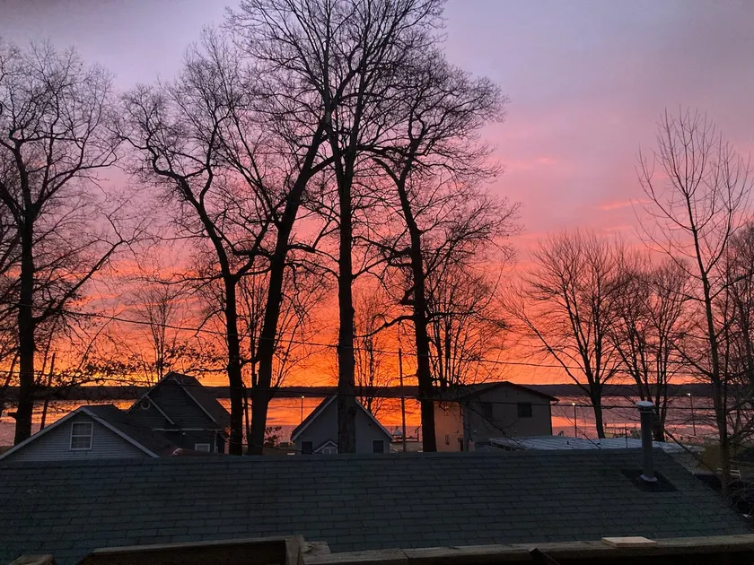 Russell Retreat with an amazing view of Gun Lake! - Image 1