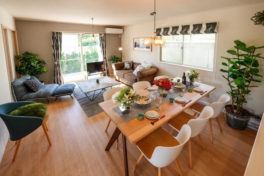 Up to 12 people, shallow building/Best recommended accommodation for those who want to enjoy the south/Free parking for up to 3 cars - Image 1