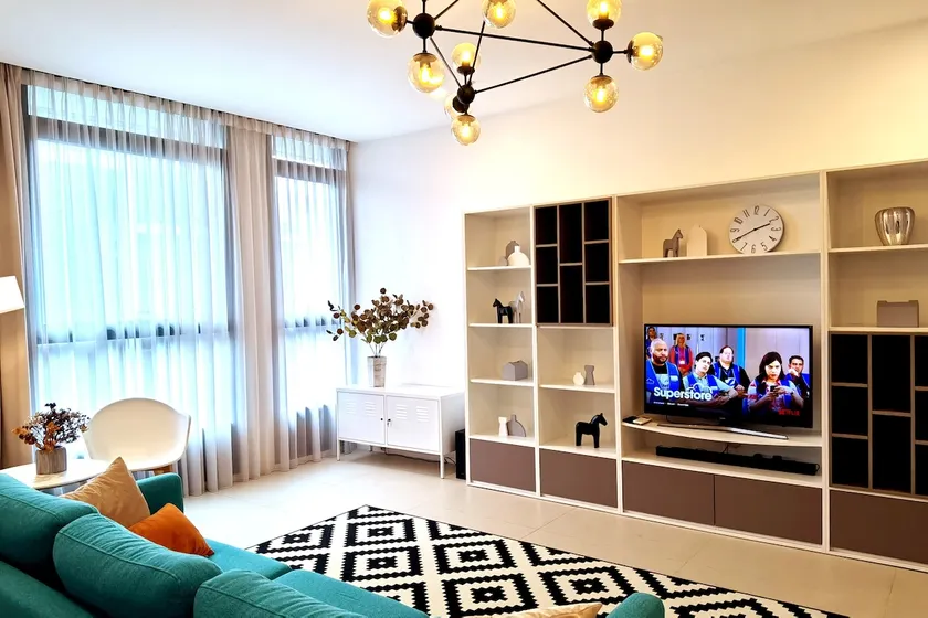 Spacious Condo in Mont Kiara Arcoris [1-5pax] - Image 1