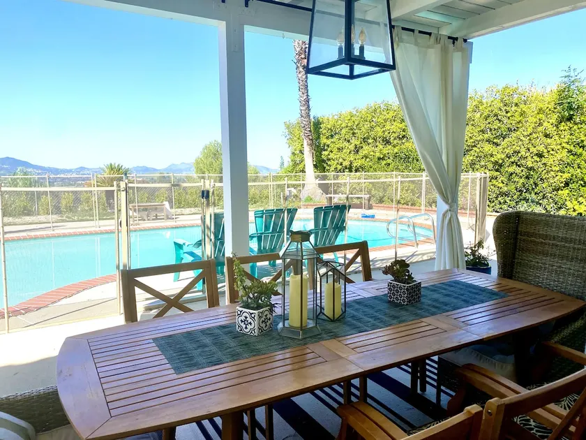 Thousand Oaks Villa - Image 1