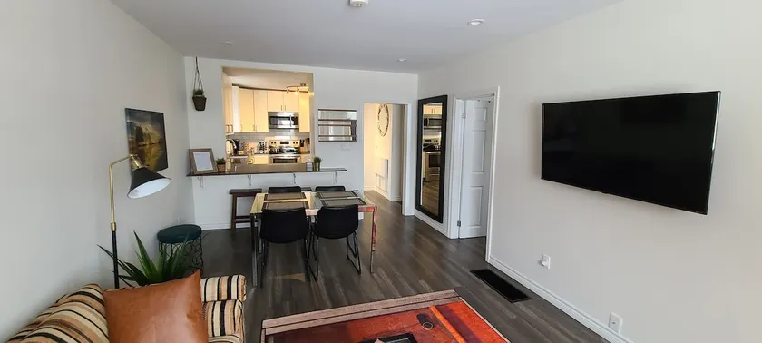 Beautiful, Welcoming and Spacious 1bdr Apartment - Image 1