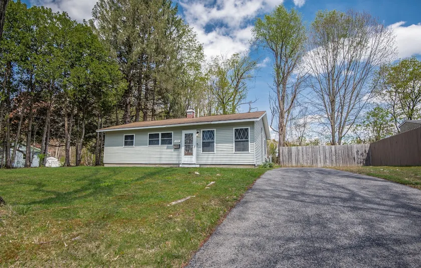 Ranch Home - Image 1