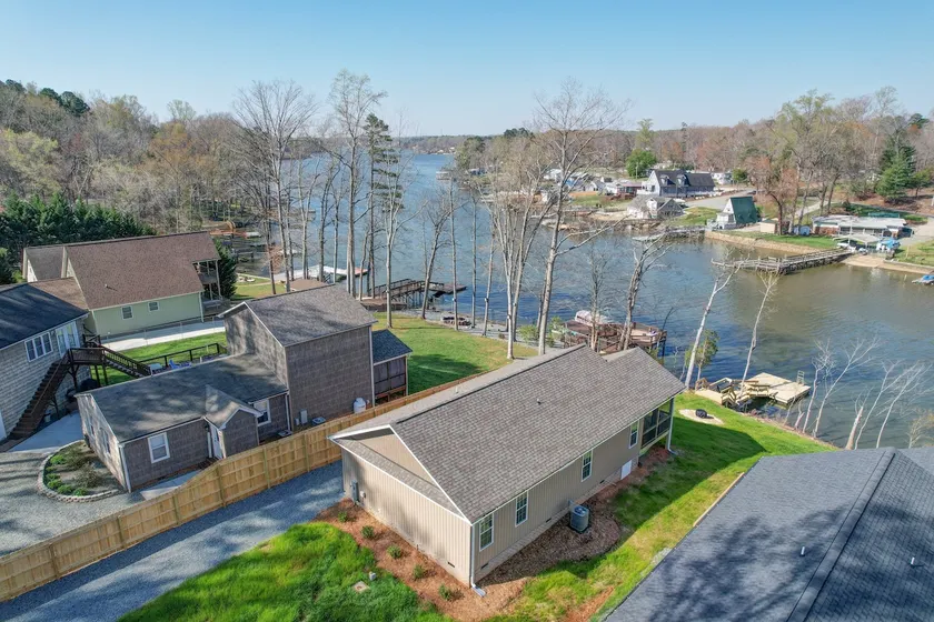 NEW! Waterfront | Private Dock | Firepit | Kayaks - Image 1