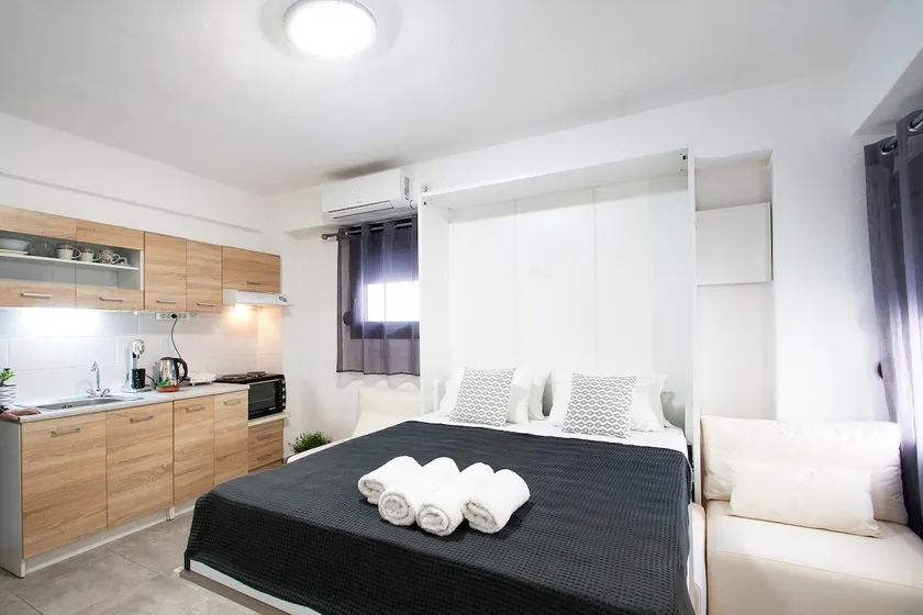 Bohemian Townhouse Ground Floor Skiathos - Image 1
