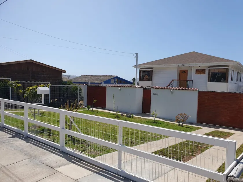 ”Blanca Otilia” Residence - Image 1