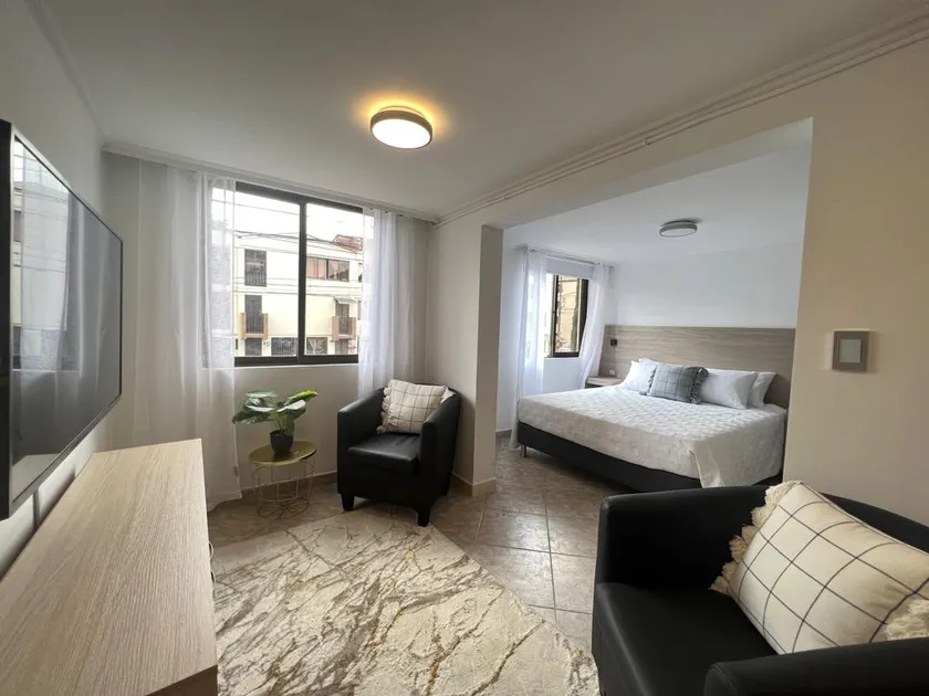 201-Studio apartment near El Poblado - Image 1
