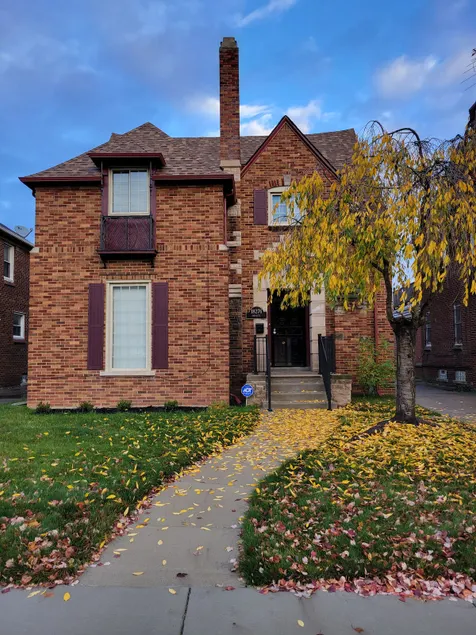 Beautiful Home away from Home! - Image 1