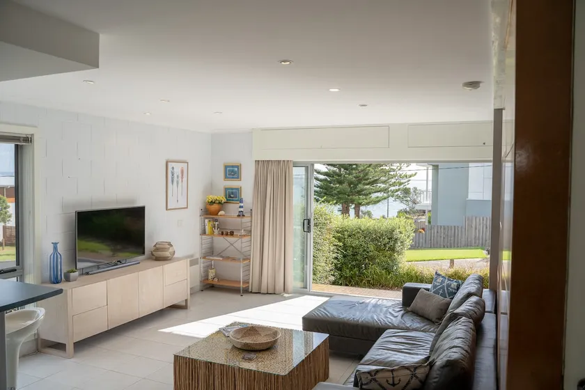 Walpole beach house - Image 1