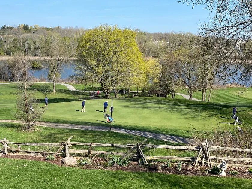 Cozy & Scenic View Private Golf Course & Waterway - Image 1