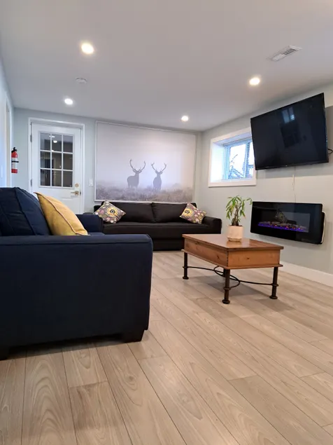 Private Guest Suite - Image 1