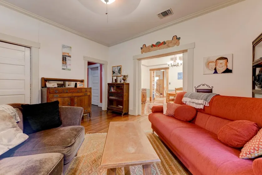 Relaxing, Quiet, Spacious 3BR House in Hyde Park - Image 1