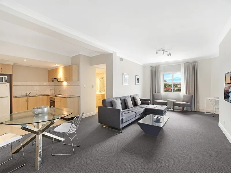 1 Bedroom Grand Deluxe (No Balcony) - Image 1