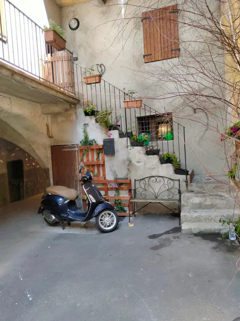 Casa Storta - Cycle Garage CON BICICLETTE - Image 1