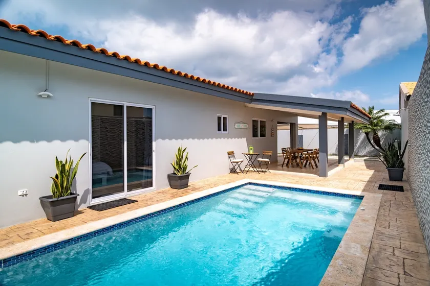 Sunshine Escape in Palm Beach - Image 1