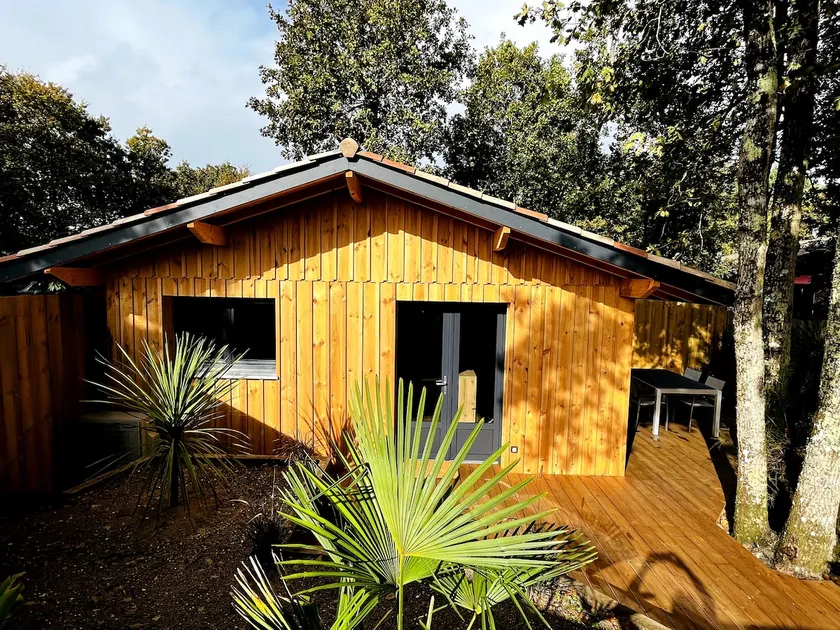 Cabin 56, quiet, cozy, no one opposite - Image 1