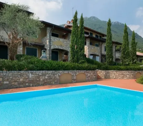 House with Private Garden cir 017187-CNI-00592 - Image 1