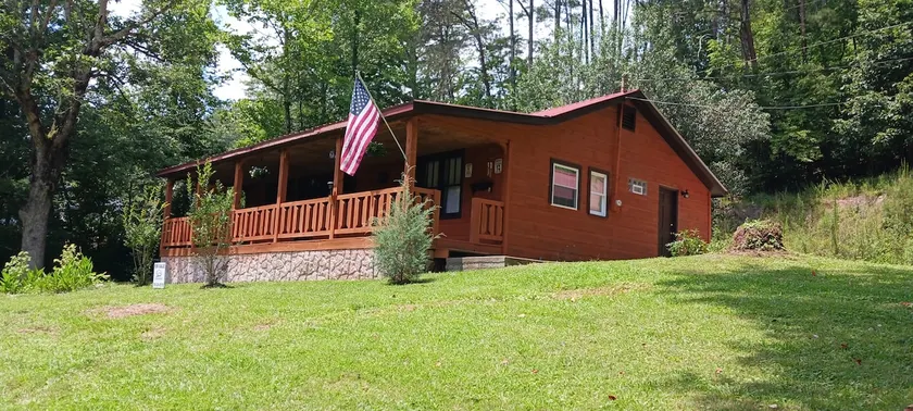 Lil' Ranch Smoke-free rental, easy access! - Image 1