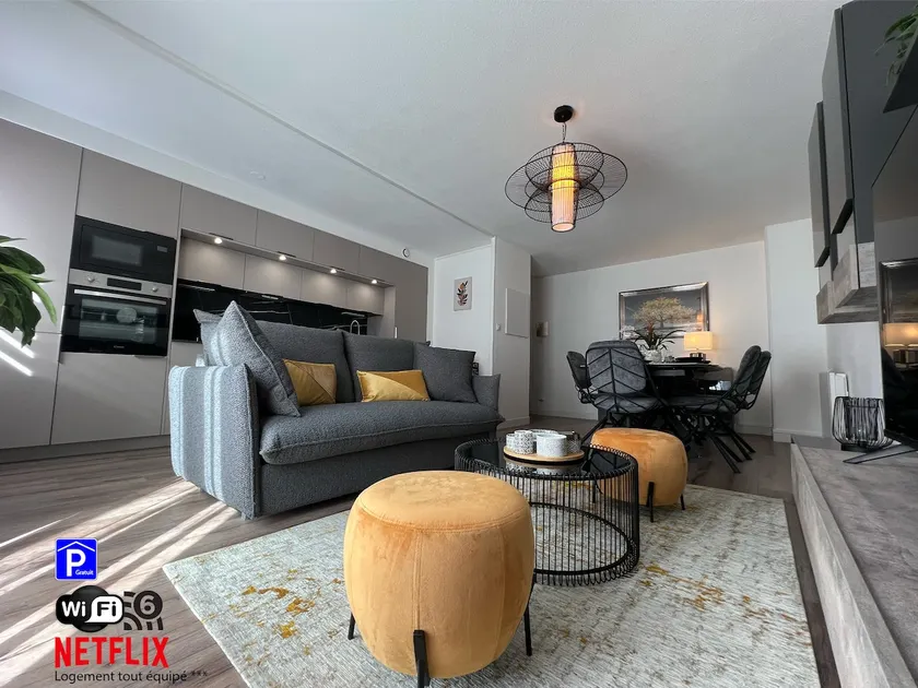 NEW: Le Clos du Lion - Downtown-Private Garage. - Image 1