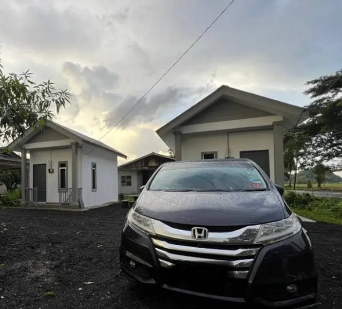 3H Cottage (Sweetie) - Image 1