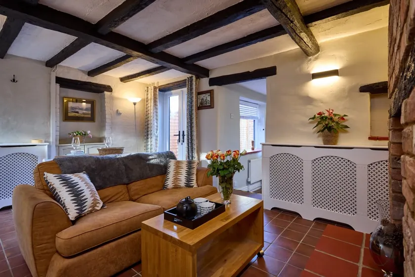 Stable cottage - Image 1