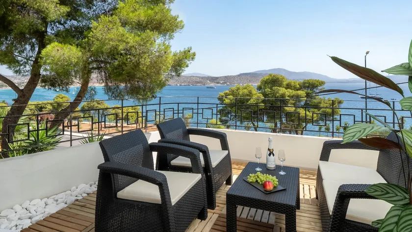 Varkiza Sea Front Residence by First Class Properties - Image 1