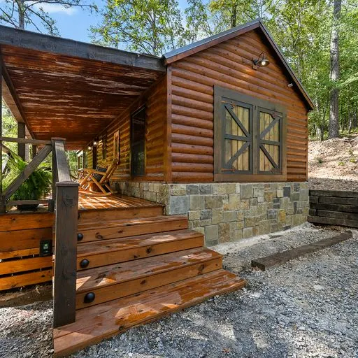Couples Cabin/Hot Tub/Fire Pit/Peaceful/Private - Image 1