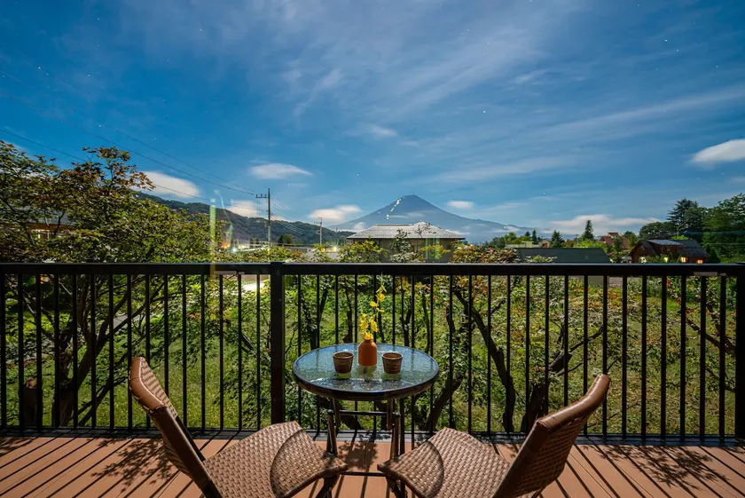 [10 min walk to Momiji Corridor] Free pick-up and drop-off at Kawaguchiko Station, free use of bicycles and BBQ equipment, view of Mt. Fuji! - Image 1