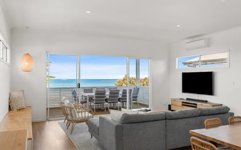 Pipe Dreams - Stunning Ocean Views by Victor Harbor - Image 1