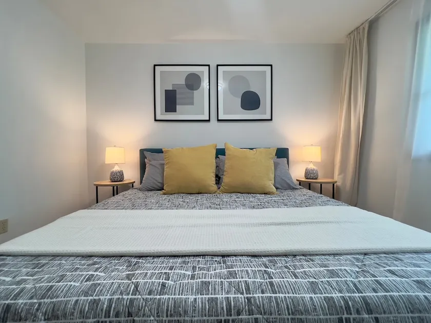 Troy Cozy Nestled 3Bd/2.5 Bath - Image 1