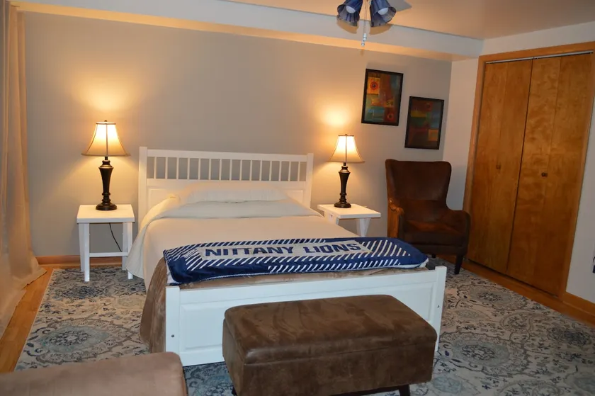 Charming suite in State College minutes from PSU - Image 1