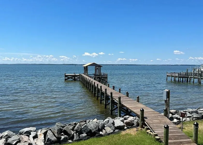 York River | Chesapeake Bay Bliss: Fishing Retreat - Image 1