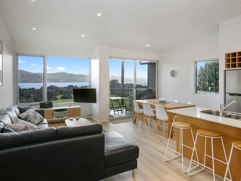 Bay View – Absolute Oceanviews! - Image 1
