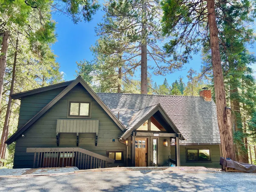 Luxe Family-Friendly Cabin, Forest Views Huge Deck - Image 1