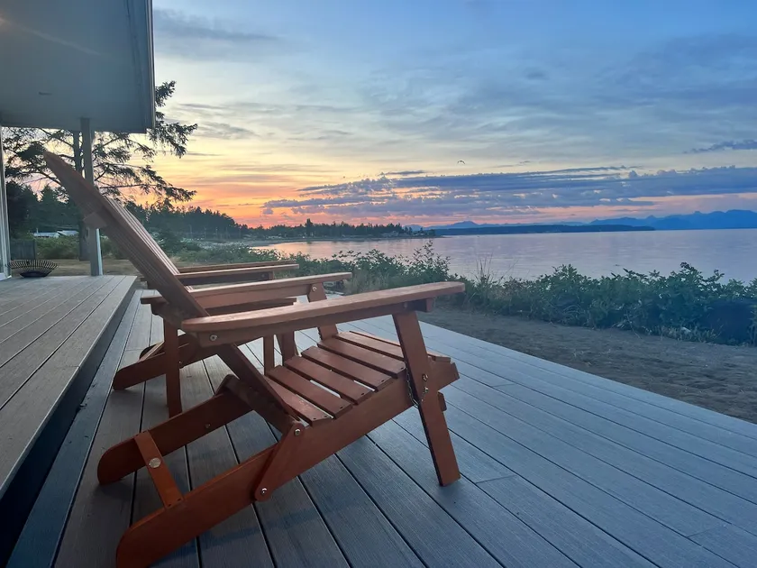 The Beach House - Image 1