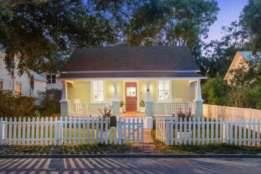Leonardi Downtown Craftsman - Image 1