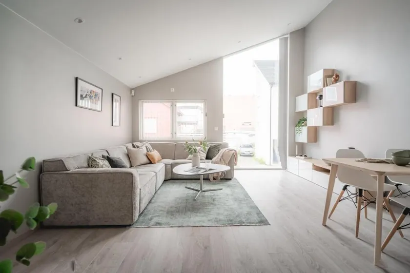ARCTIC HOMES - Unique Town House - Image 1