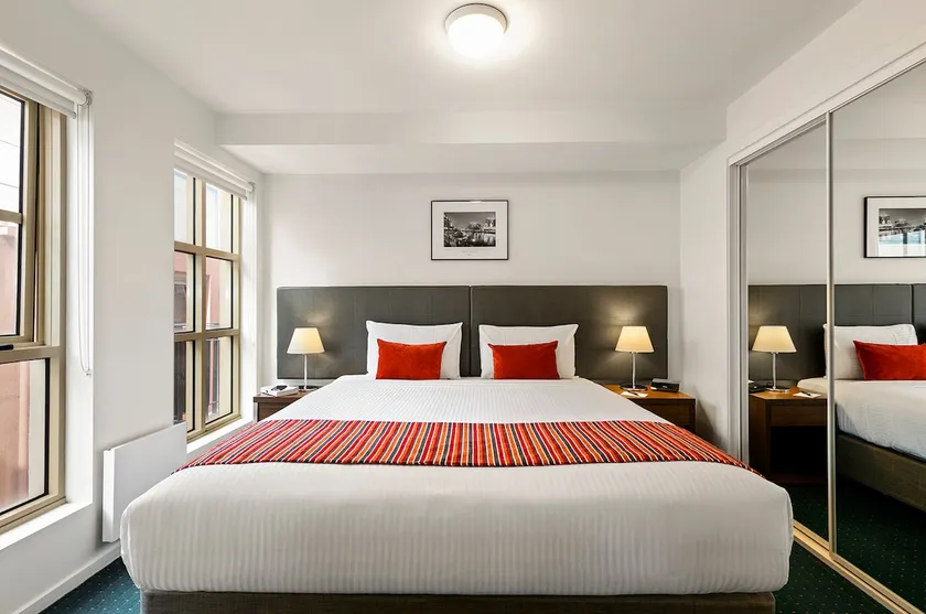 Melbourne Carlton Central Apartment Hotel Official - Image 1