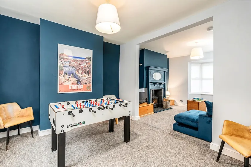 Spacious Yorkshire Coast House for Groups - Image 1