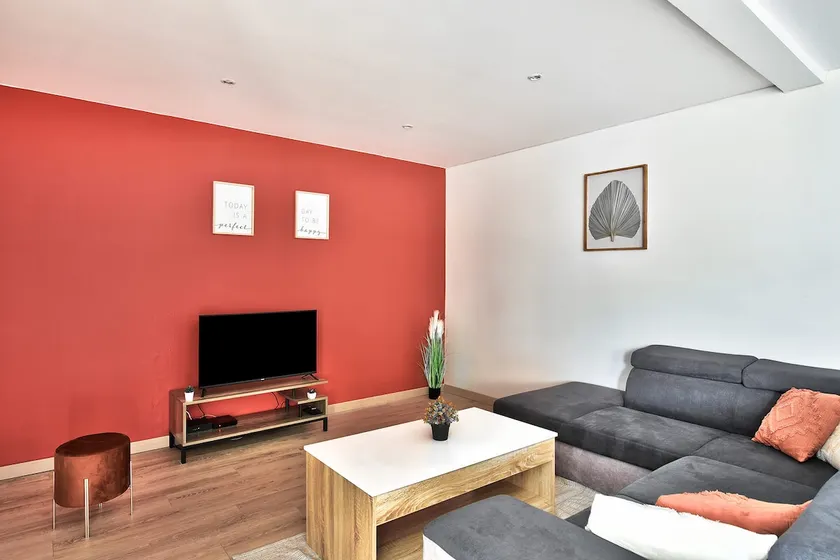 Les Barolles – Ideally Located - Image 1