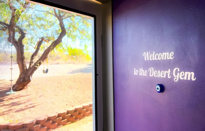 Desert Gem Guesthouse - Image 1