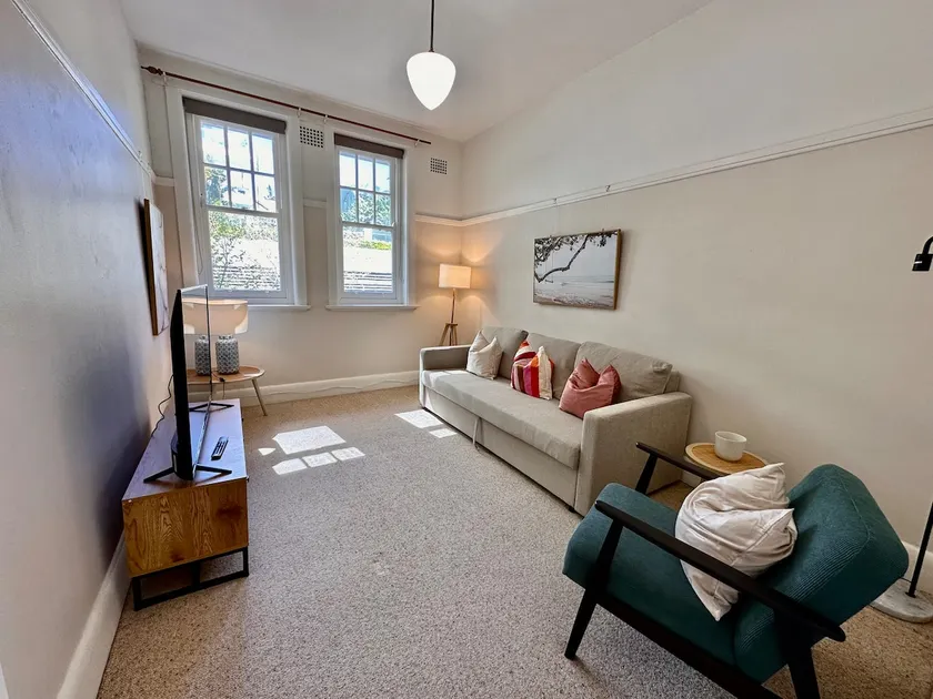 Chic 1-Bed unit at Potts Point - Image 1